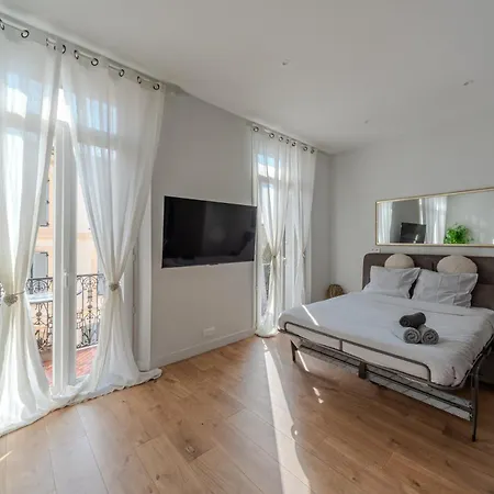 Ideal Groupes & Familles 3 - 10 Pers - Hyper-centre Cannes