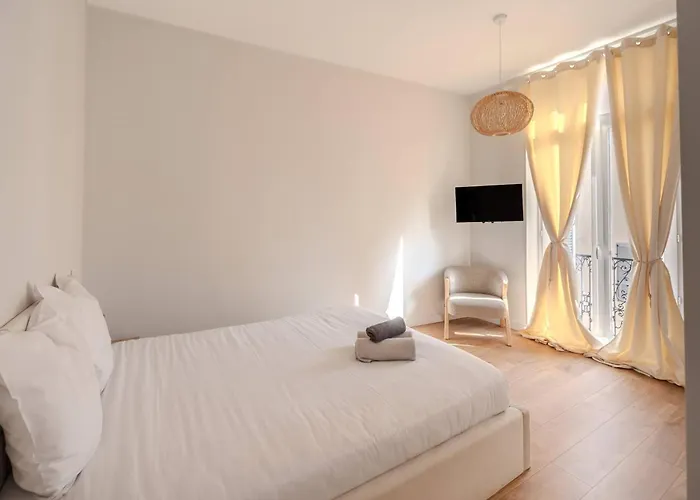 Ideal Groupes & Familles 3 - 10 Pers - Hyper-centre アパート カンヌ