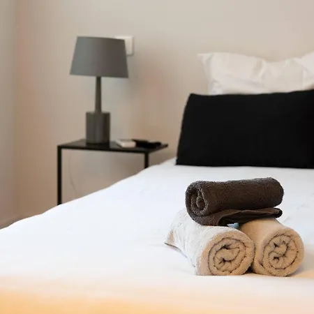 Ideal Groupes & Familles 3 - 10 Pers - Hyper-centre Apartment *